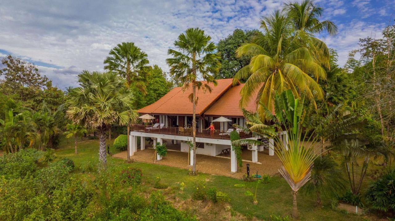 La Folie Hospedaje Champasak Exterior foto